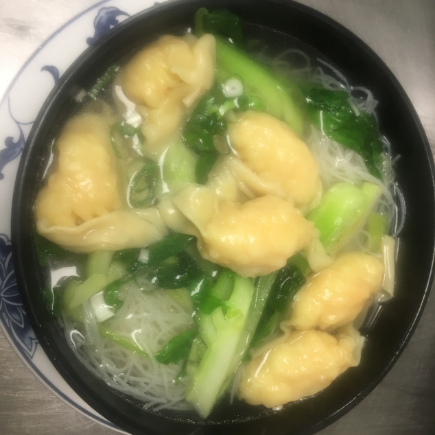 水饺汤面/ 河/ 米粉Sui kau soep met bami/rijststick/mihoen