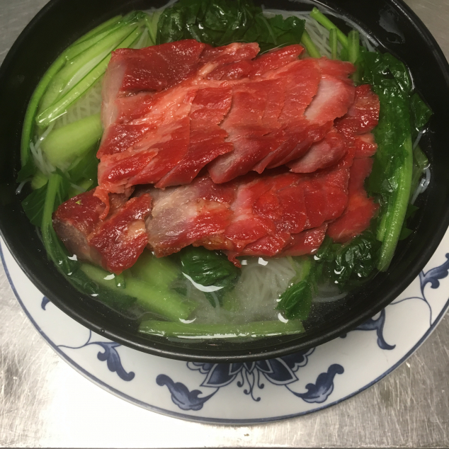 叉烧汤河粉Cha siew met rijststick soep