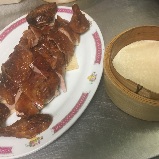 中式片皮鸭全Peking eend met pannenkoekjes hele
