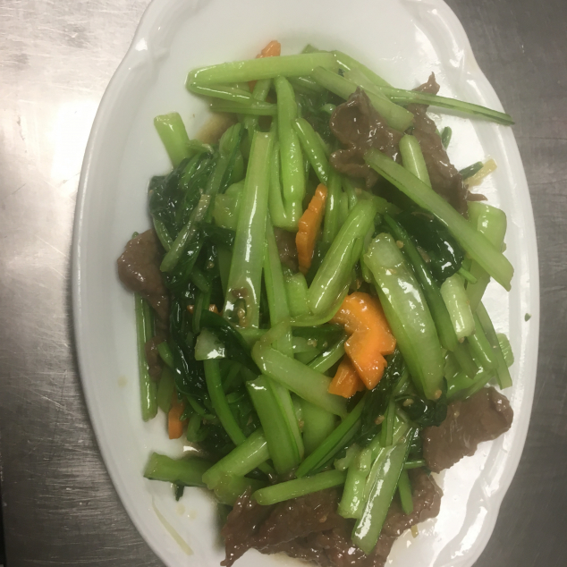  雜菜牛肉Chinese groente mix rundvlees met witte rijst