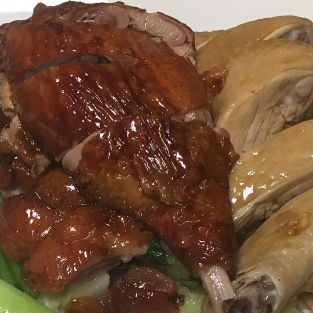 鸭鸡雙拼Combinatie van eend en soja kip met mihoen