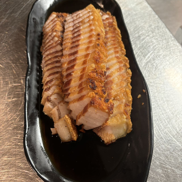 火腩 Geroosterde Spek met nasi